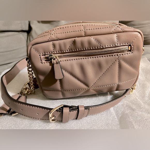 6. Pink Guess Crossbody-Excellent - Picture 7 of 10